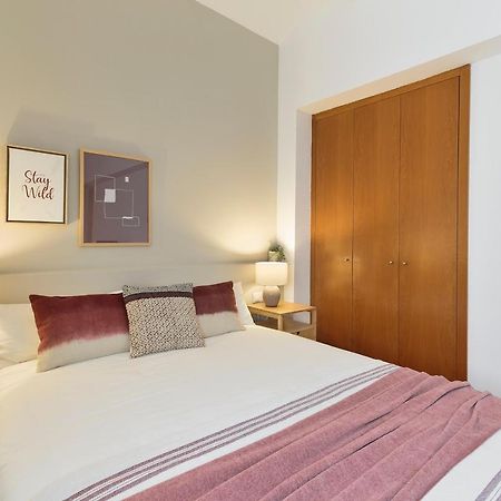 Ferienwohnung Click&Flat Sugranyes Barcelona Exterior foto