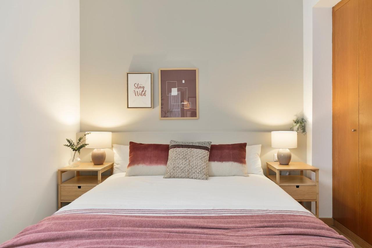 Ferienwohnung Click&Flat Sugranyes Barcelona Exterior foto